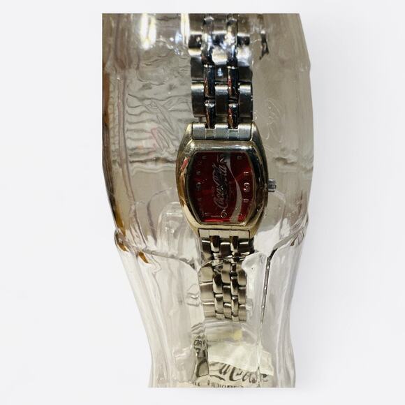 2002 Coca-Cola Watch In Clear Plastic Bottle Silver Sealed Collectable Coke NEW - Picture 3 of 4